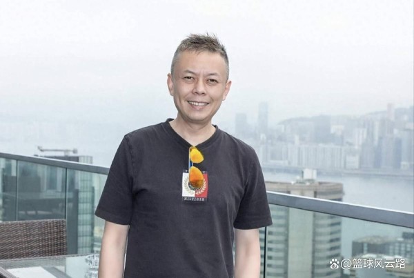 约满离巢!TVB知名男星转行做殡葬生意,父亲是保安局前局长