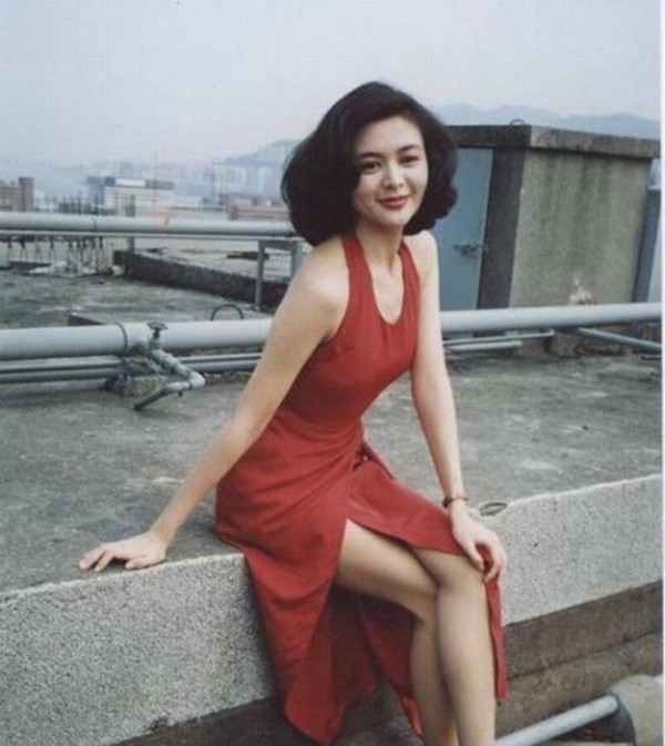 向华强和多少女明星有关系 外面有没有女人？向华强害过的明星