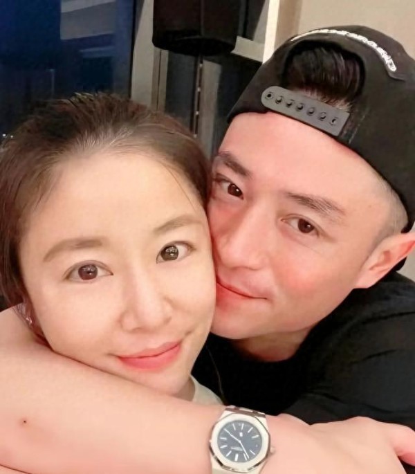 明星夫妻的婚姻智慧：从冲突到共同成长的艺术