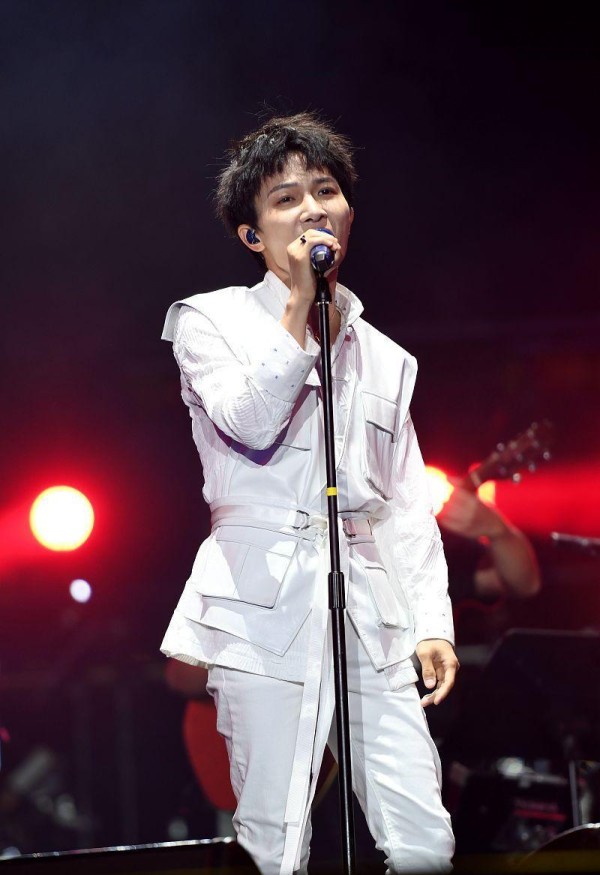 乐坛现如今优秀的五位歌手,里面有你喜欢的偶像吗?