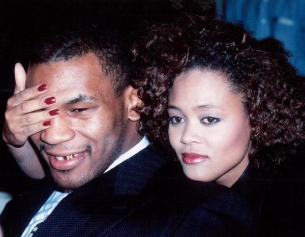 拳王泰森自爆前妻出轨过程：勇猛的泰森被一位小鲜肉扣上了绿帽