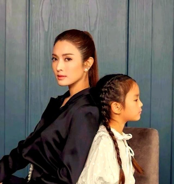 泰星Matt取关宋干引发热议，Aff淡定度情人节