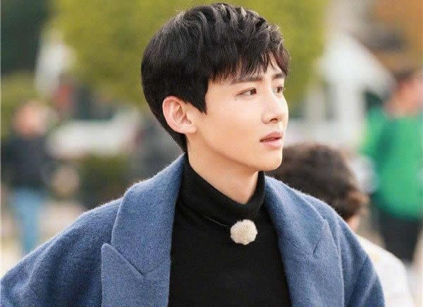 白敬亭王嘉尔明星大侦探是哪一期，白敬亭个人资料及作品