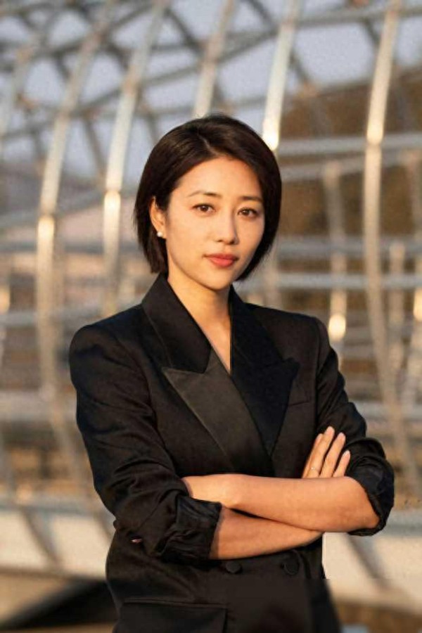 北电新院长扈强与张龄心：才子佳人的爱情与事业双赢传奇