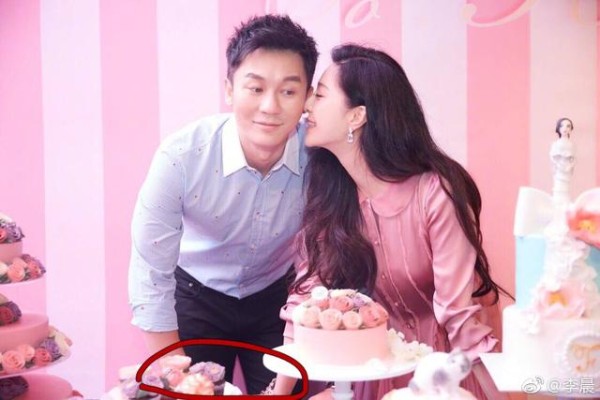 李晨的情商真的不低于黄渤！这小细节就可以看出来了