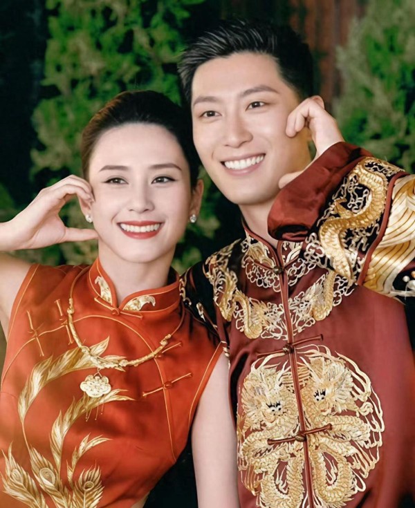 窦骁北电校友为其辩护,否认赘婿身份,演艺与广告收入已足够一生