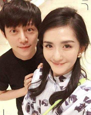 拒绝同框!刘烨上湖南卫视元宵晚会,与何炅不同台沈梦辰代互动