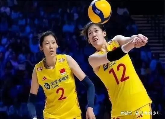 丁霞落选！朱婷领衔香港站14人大名单，球迷：后两场让李盈莹歇歇