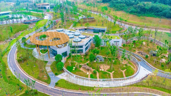 11月4日拍摄的大熊猫保护研究中心绵阳基地。新华社记者胥冰洁 摄