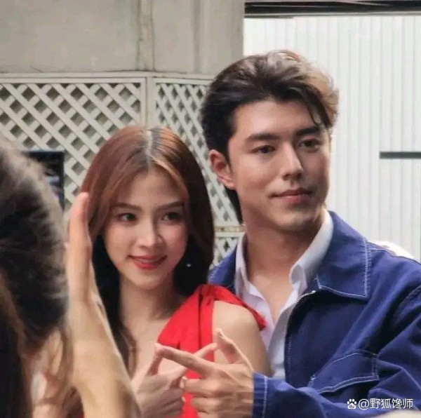 泰国明星小水又恋爱，从暗恋到官宣四年多，网友叹我们青春结束