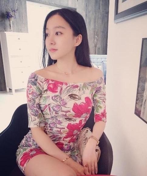 马龙和女友近照：完成大满贯，被日本女神追求，女友是网红校花