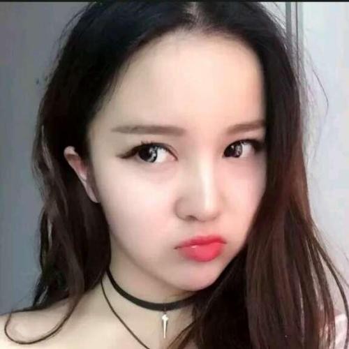 舞蹈女神成唠嗑主播？惠子ssica直播疑变味