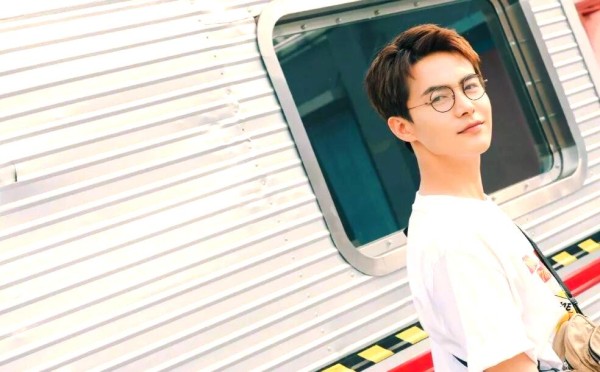 明星之间的友谊与事业起伏：从马天宇到徐正溪