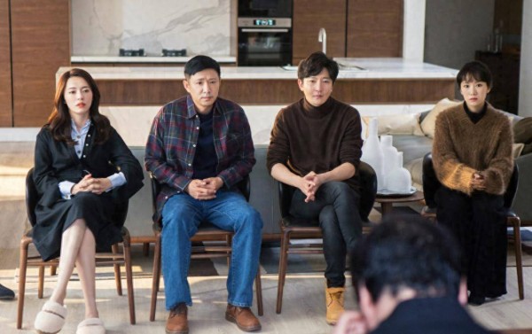 惊人“鸡群定律”揭示兄弟姐妹最佳相处方式,非聚会吃饭