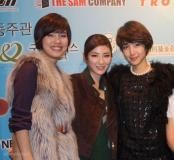 黄奕远赴韩国投身国际明星少儿慈善计划(组图)