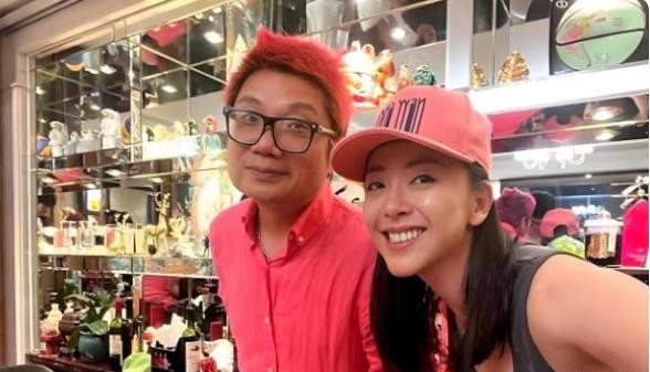 我的天！网友炸锅！13年几百顿双人饭局，宋伊人和程青松的关系到底有多深？