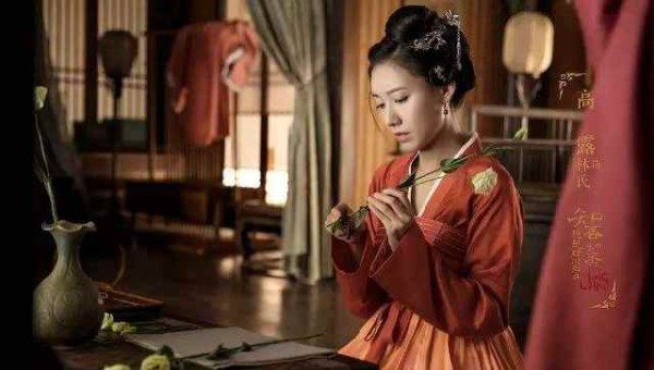 施诗在《大江大河》中被渣男抛弃,在《知否》中结局更加悲惨!