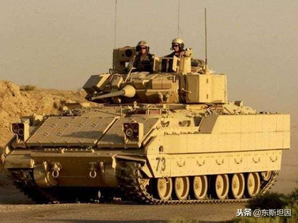 相比美国空军与海军的高富帅，美国陆军却怎么看都像个打酱油的！