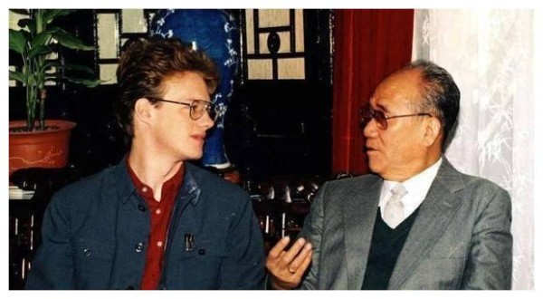 被姜昆捧红的“大山”，为何不见其踪影，郭德纲道出了真正的原因