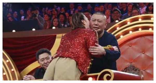 被姜昆捧红的“大山”，为何不见其踪影，郭德纲道出了真正的原因