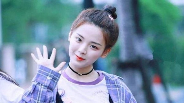 都是缘分?曾在直播中骂TFboys“掏粪”,今与王源同拍综艺关系铁