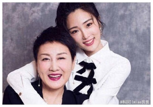 惊爆！这些明星竟是母女档！深藏不露的亲子关系，你之前知道吗？
