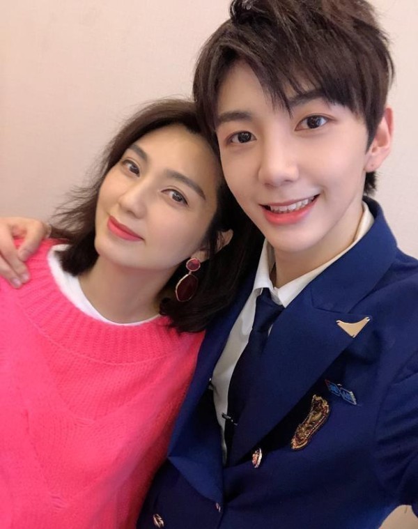 洪欣至今不回应婚变,儿子张浩锋或是最大的软肋