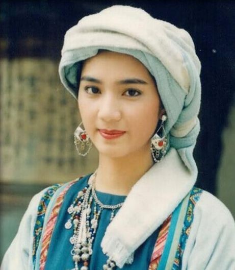 洪欣至今不回应婚变,儿子张浩锋或是最大的软肋