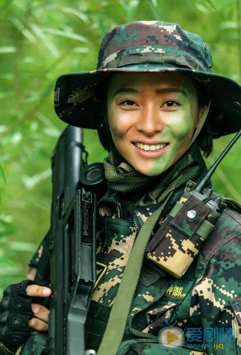 程琤個人資料簡介 程琤《女兵突擊》劇照