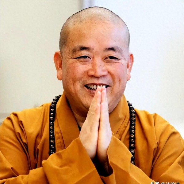 李湘不再隐忍！坦白与释永信真实关系，亲密照的真相终于有了答案