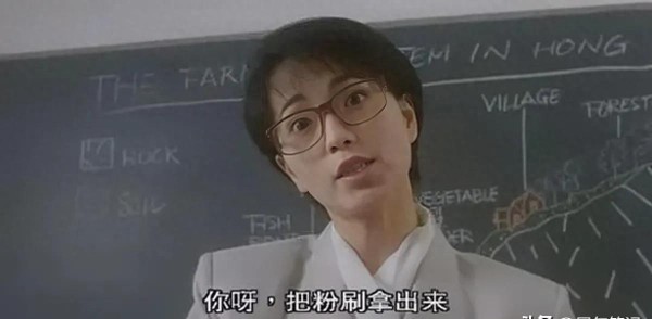 60岁苑琼丹被封菲律宾公主，富豪老公罕见同框，笑容满面羡煞众人