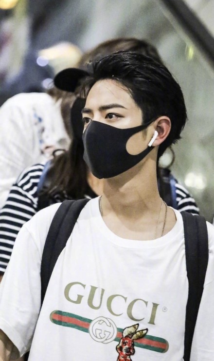 凭一己之力得罪韩圈等圈子，肖战粉丝干的事情，让肖战来“背锅”