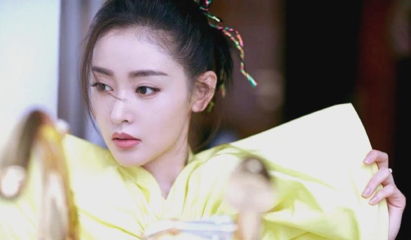 张天爱的情感生活揭秘：从《太子妃升职记》到绯闻风波