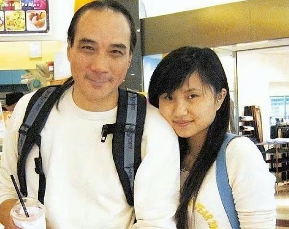 徐少强妻子和他的感情有多好?小徐少强30岁,家庭幸福,儿女孝顺