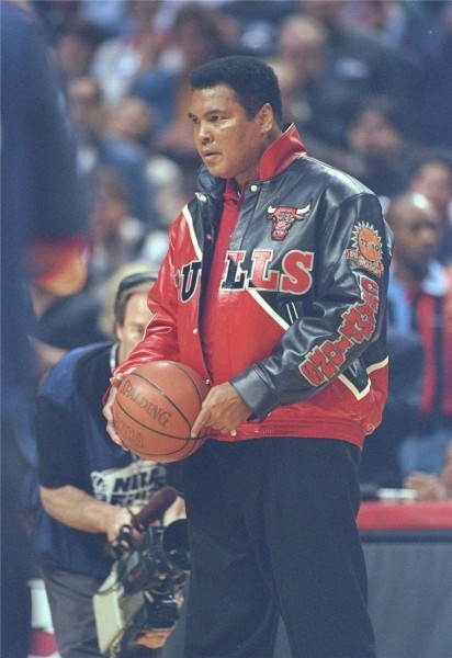 传奇陨落，图说拳王阿里与NBA的不解情缘！