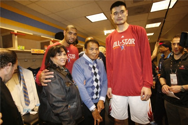 传奇陨落，图说拳王阿里与NBA的不解情缘！