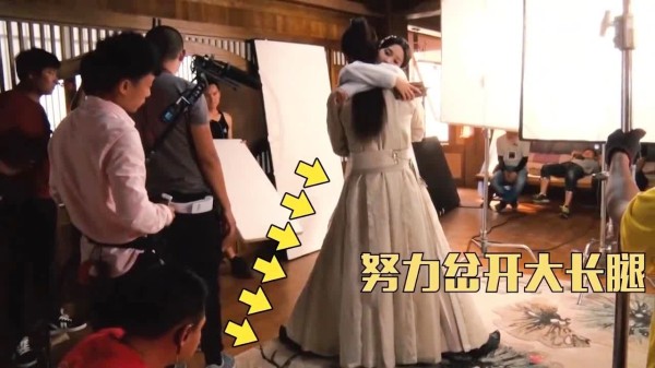 少女大人花絮 齐王基本功 劈叉拥抱