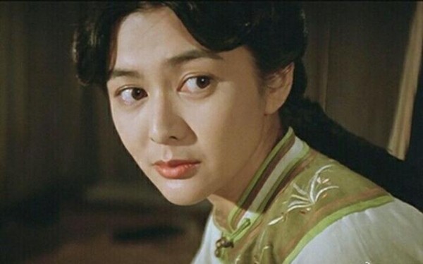 娱乐圈最成功的富商：曾与众多女星交往过，送孩子玩具价值上亿