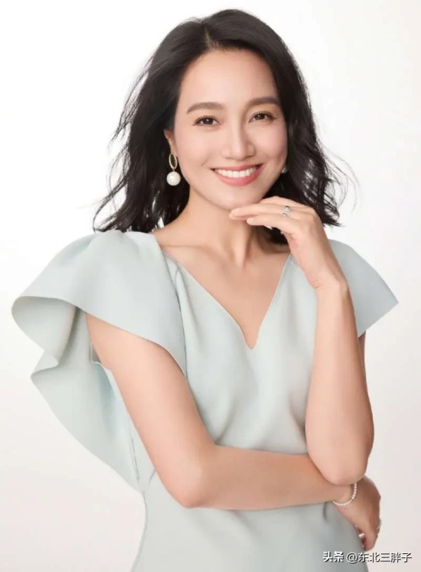 搞笑动物奥斯卡：朱丹的3段感情史：

第一段：
林涵，知名制片人，导演。
与知名制片人林涵在浙江电视台结缘，二人由工作伙伴发展为恋人，并闪电结婚。因性格差异及事业悬殊，婚姻未能长久，于2007年和平分手，无子女。

第二段：
宋柯，59岁，麦田音乐公司创始人，知名音乐人。
俩人因音乐与事业结缘，双方交流甚密，渐生情愫。遗憾的是，多事有分歧，宋柯最终决定分手，这段感情无疾而终。

第三段：
周一围，...