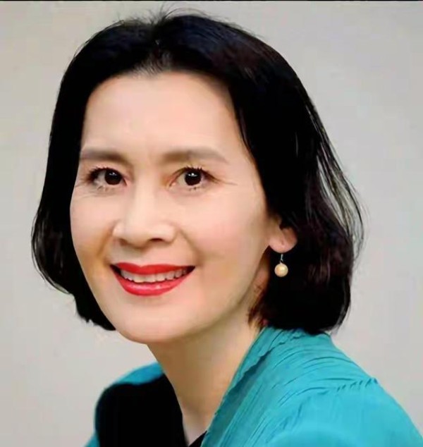 国家一级演员正军级待遇，离异后单身至今，67岁依旧美若天仙