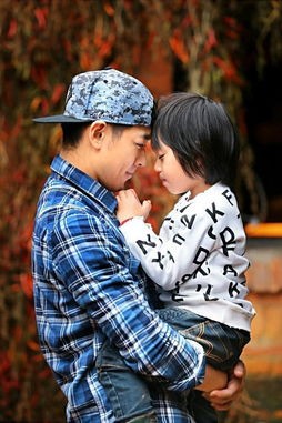 林志颖谈kimi_林志颖活动现场谈儿子Kimi：“儿子已成长为可靠的挚友”