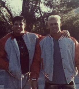 WWE选手戏内对抗戏外友谊，这些不为人知的深厚情感