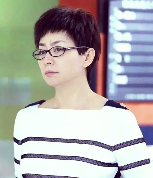 宋丹丹和倪萍的友谊历程：从合作到重聚