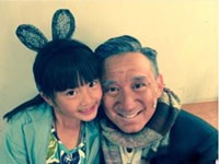 家有俩女：多多对妹妹就像小妈妈