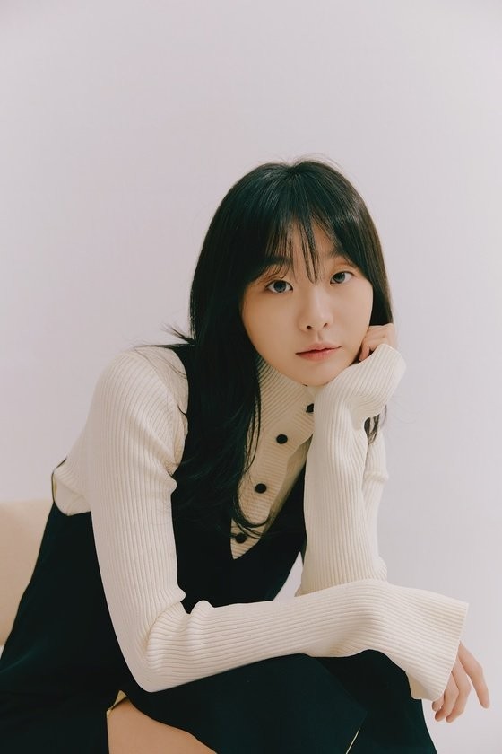 金多美和UAA正在討論專屬合約，有望成為劉亞仁、宋慧喬的師妹！希望可以看到她更多作品啊～