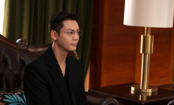 卓伟曝高学历男星婚变分居两年,网友锁定多位“学霸”艺人