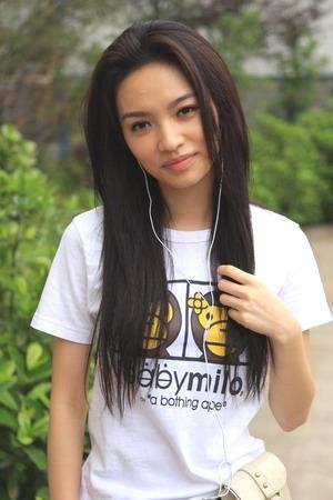 组图：赵文卓舒淇吴京《丑女无敌3》明星脸泛滥