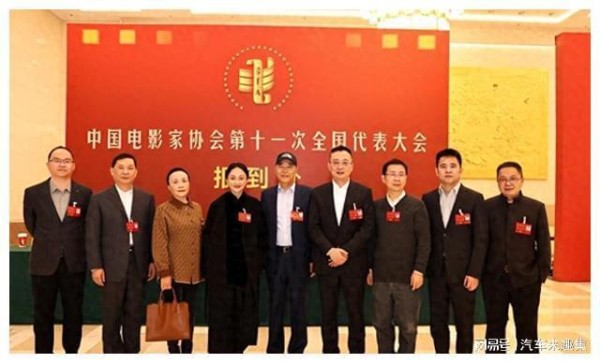 人民大会堂镜头下的明星，吴京老了，黄晓明发胖，宋佳周迅太惊艳