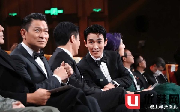 吴京心情未受金鸡奖影响，与徐克张涵予于冬等大佬聚餐，调侃江山