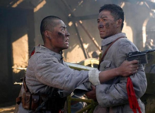 60岁李幼斌全家近照: 依旧霸气喜欢到处旅游, 二婚妻子美丽贤惠